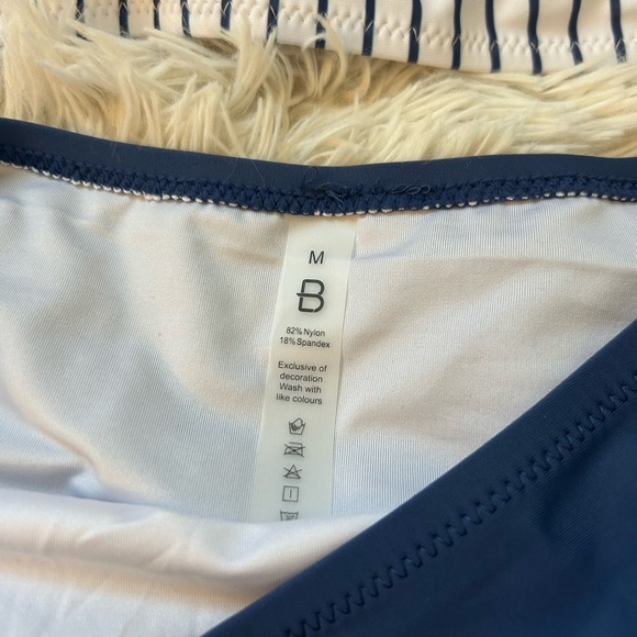 Striped Bikini Set - Picture 4 of 5